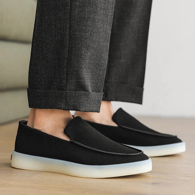 Klassische Business-Loafer aus Wildleder