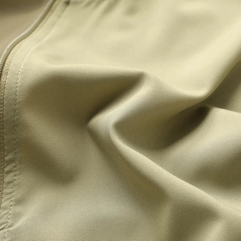 Atmungsaktive Ultra-Tin Strickjacke