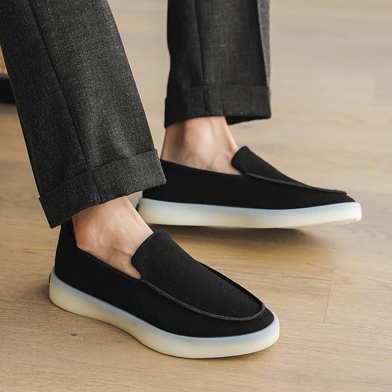 Klassische Business-Loafer aus Wildleder